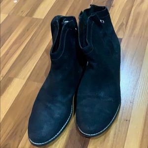 Dolce vita women’s booties, size 8